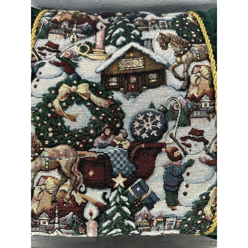 Green Velveteen Christmas Holiday Winter Pillow‎ (14
